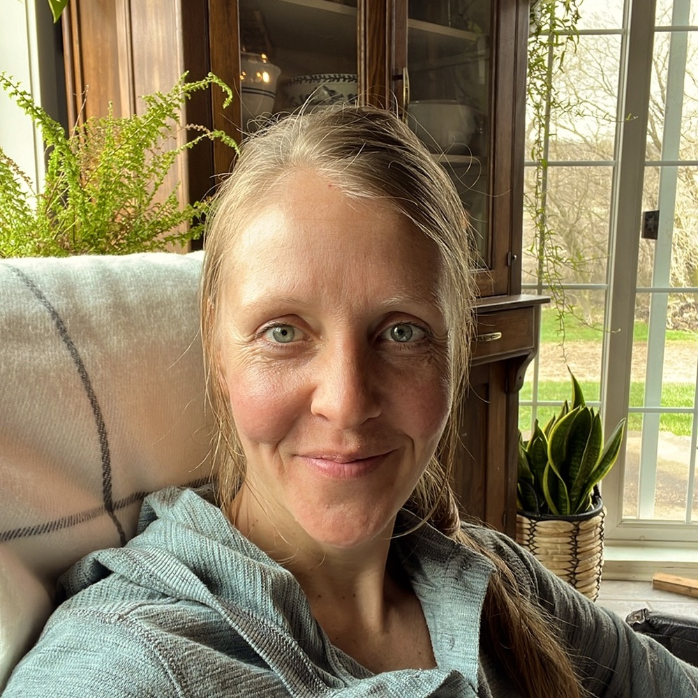 Meet your Posher, Julie